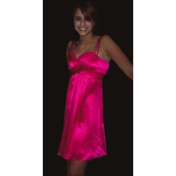 SOLD! 100% Silk Hot Pink Marc Bouwer Glamit! Dress - Picture 2 of 5